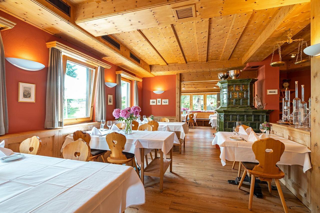 Hotel Saluver ツェエリーナ エクステリア 写真